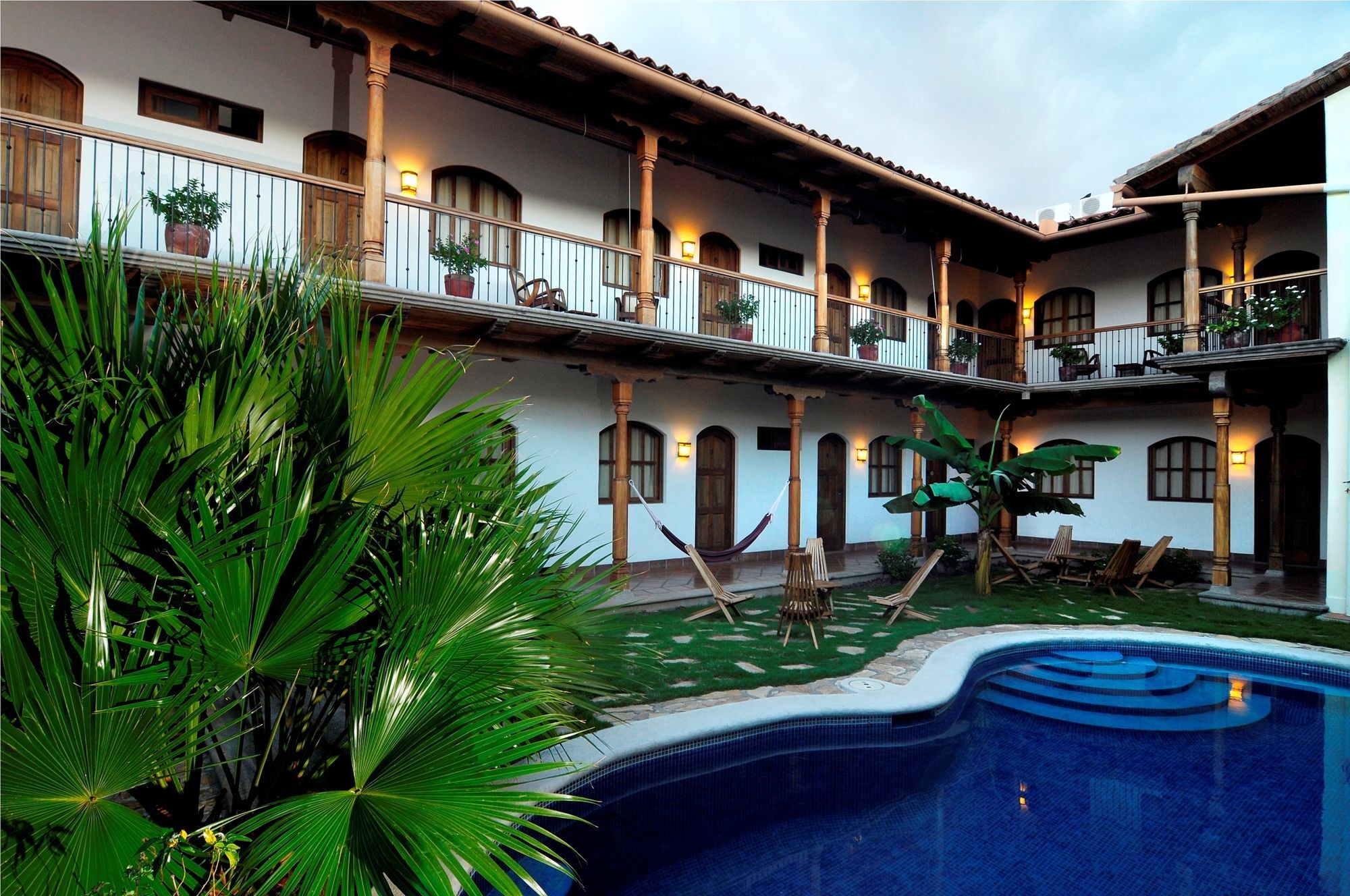 Hotel Patio Del Malinche Granada Exterior foto